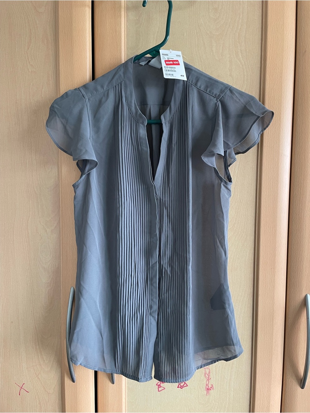 NWT H&M HM chiffon blouse top pleated